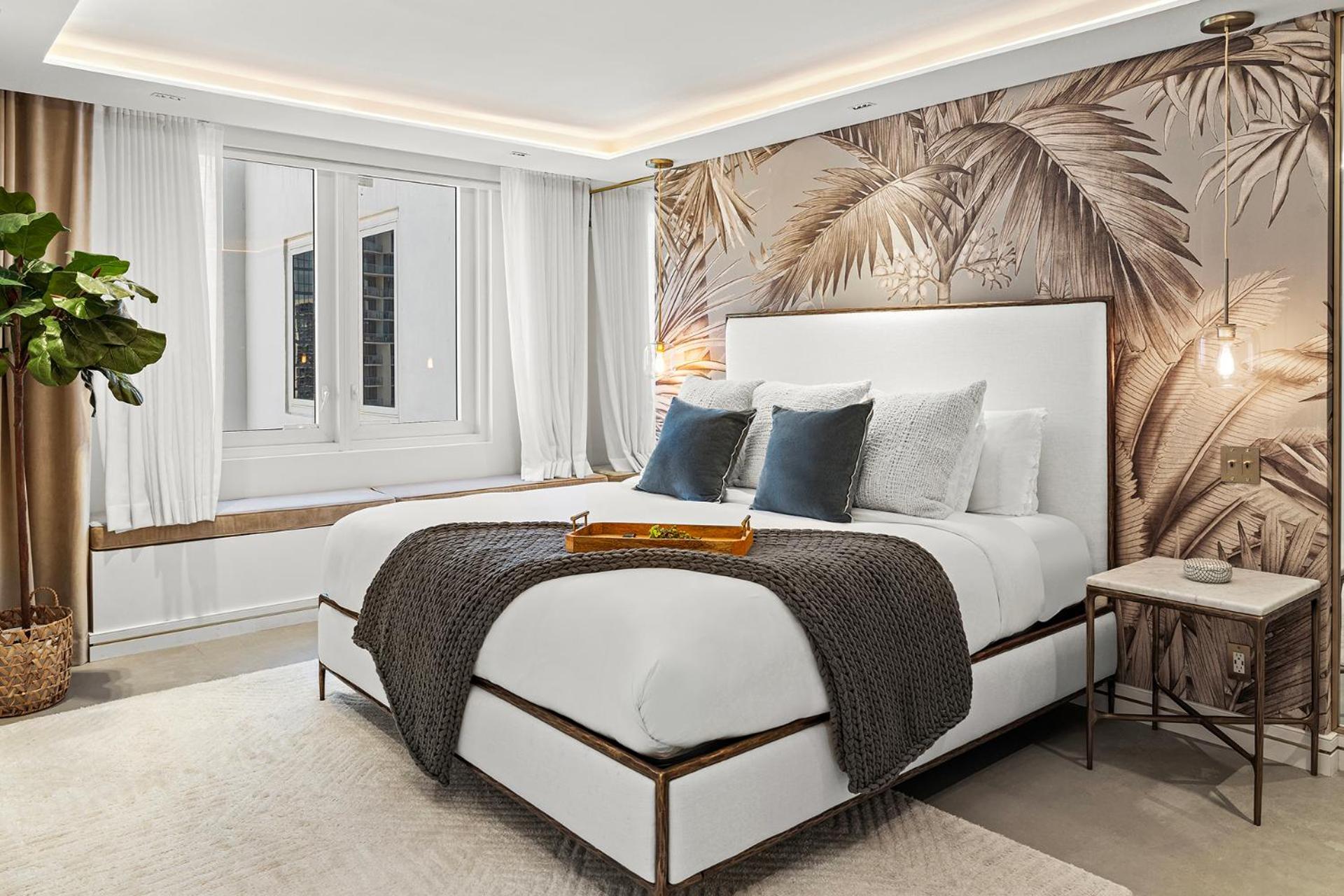 1 Bedroom Private At Roney Palace - 1201 *