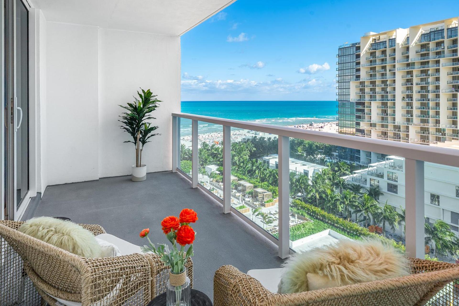 1 Bedroom Private At Roney Palace - 1201 Miami Beach